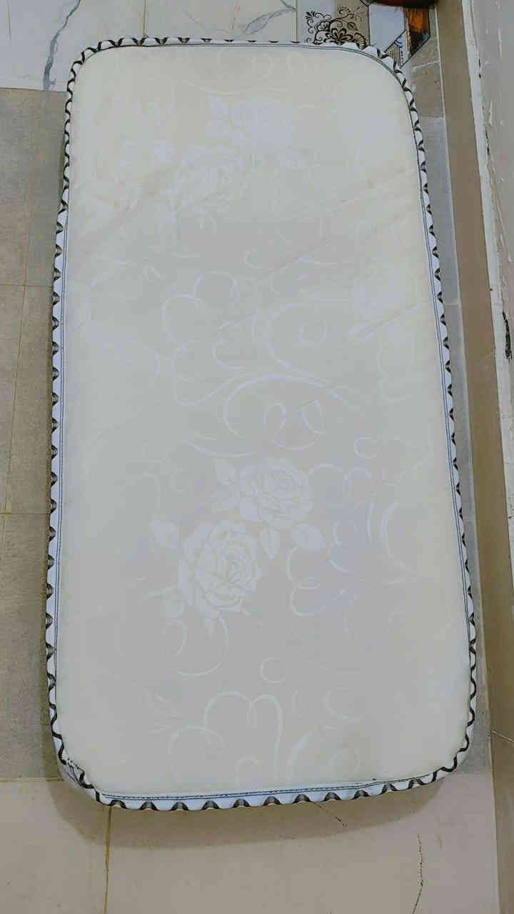 السلام عليكم 
باب سوكاوي سعره 40 دوشك تركي اطفال 20 ميز كوي 10حجله حديد 20كرسي اطفال 20 ***********
