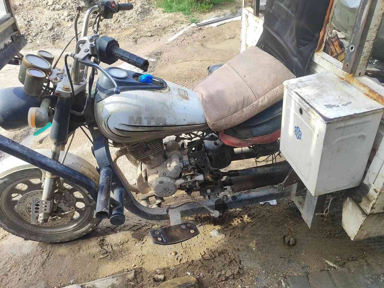 سلام عليكم ستوته امتيار شاصي مكفول وراق كامله سعر 750 بغداد حي الجهاد شراي ينتصل ‏‏‪0776 841 6500‬‏
