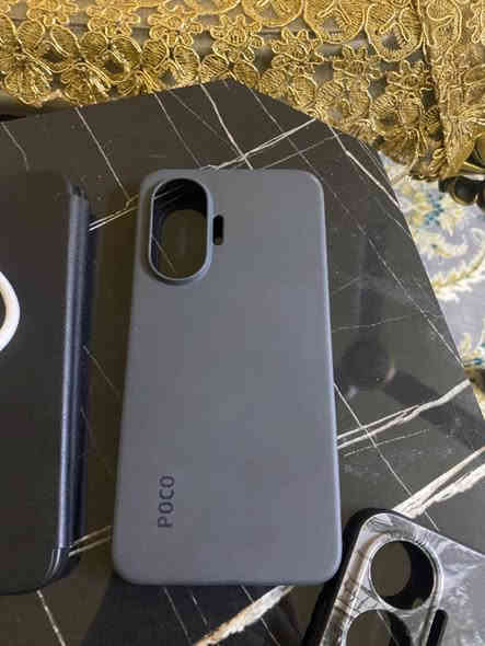 جهاز بوكو f7 العادي بل لون الاسود⚫
ذاكره 512 والرام 12
مستعمل شي قليل جداً
مشحون23 مره فقط
البطاريه 100
بعده بل ضمان18 شهر IT LOBBY  
مكاني بغداد العامريه 
للتواصل ***********
السعر 450 وبي مجال للشراي
