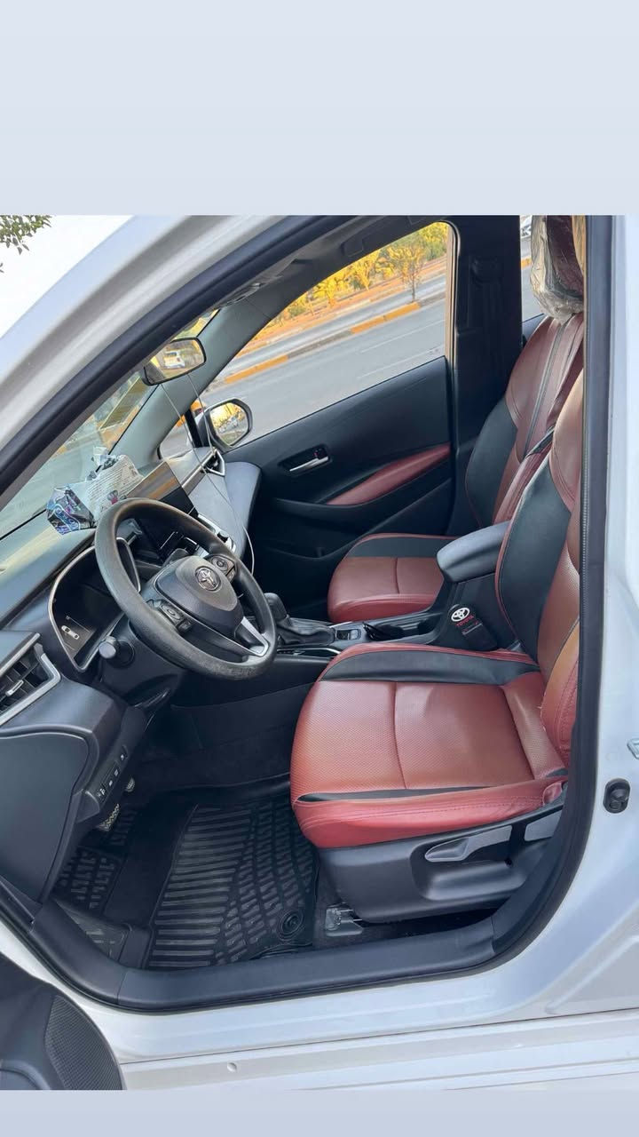 تويوتا كورلا 2024 شكل الامريكي 

مكفوله 

السعر 22،250 مليون

ماشيه 22 الف

محرك 1800 هايبرد 

تبريد قطعتين 

بصمه + بصمه ابواب 

فتحه 

كشنات جلد احمر

رادار + تحديد مسار + قيادة ذاتية

هاند بريك كهربائي + لايت زينون

العنوان بغداد جكوك 📍

***********
