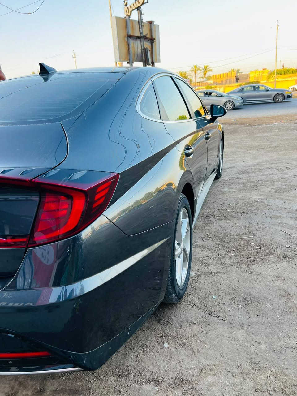 للبيع هونداي سوناته 2021
رقم بغداد بسمي  وسنويه جديده تحويل مباشر
محرك 2500 مكفول
كير مكفوول 
رادار امامي توقف ذاتي
توقف ذاتي المحرك
شاشه وكامره 
تخم تاير جديد  
مود درايف 
سايد بريك بصمه اوتو هولد
سياره كلش كلش جديده على وظع الشركه
صبغ صفحه توحيد لون ضضر امريكه 
بدون ايرباك 
وارده امريكي 
صور امريكا مرفقه
السعر 145
مكاني بابل الحصوه 
رقمي ***********
