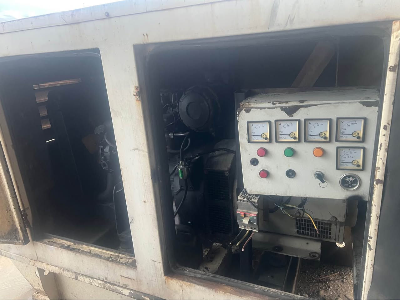 مۆلیدەی فۆڕگەسن ئینگلیزی  ٣٥ کەیڤی ئیشیکی زۆر زۆر جوان ئەکات کاتمیکی رێکو بێکە تەولیدی ئینگلیزی ستانفۆرد بیلاد  مۆلیدەکە زۆر زۆر خاوینەدوکە لو  بوخاری نیە
*********** دخان, السليمانية
