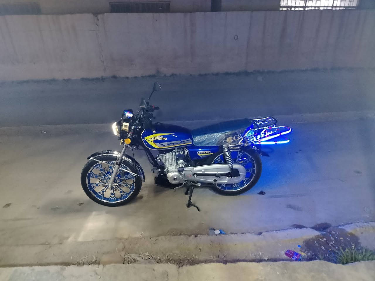 دراجه نامه برو موديل25جديد محرك 150علا وضع الشركه  منفيس شراي تعال خاص سعر750بي مجال قليل 
الاتصال... ***********
