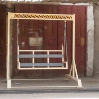 مرجوحة • حديد ثقيل • الديوانية خلف الفرق الموسيقية