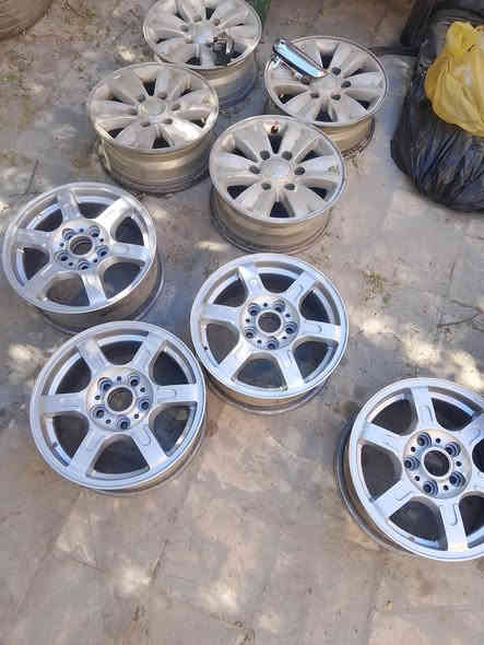 السلام عليكم سوبايه فتون نضيفه تفصال سعر 80 تخم ويل كب جنبي اج وان سعر 120 بطانه خلفيه جنطه سعر 40 مكان بغداد قرب تقاطع درويش اي ستفسار ع رقم ملاحظه خاص ماعندي  ***********
