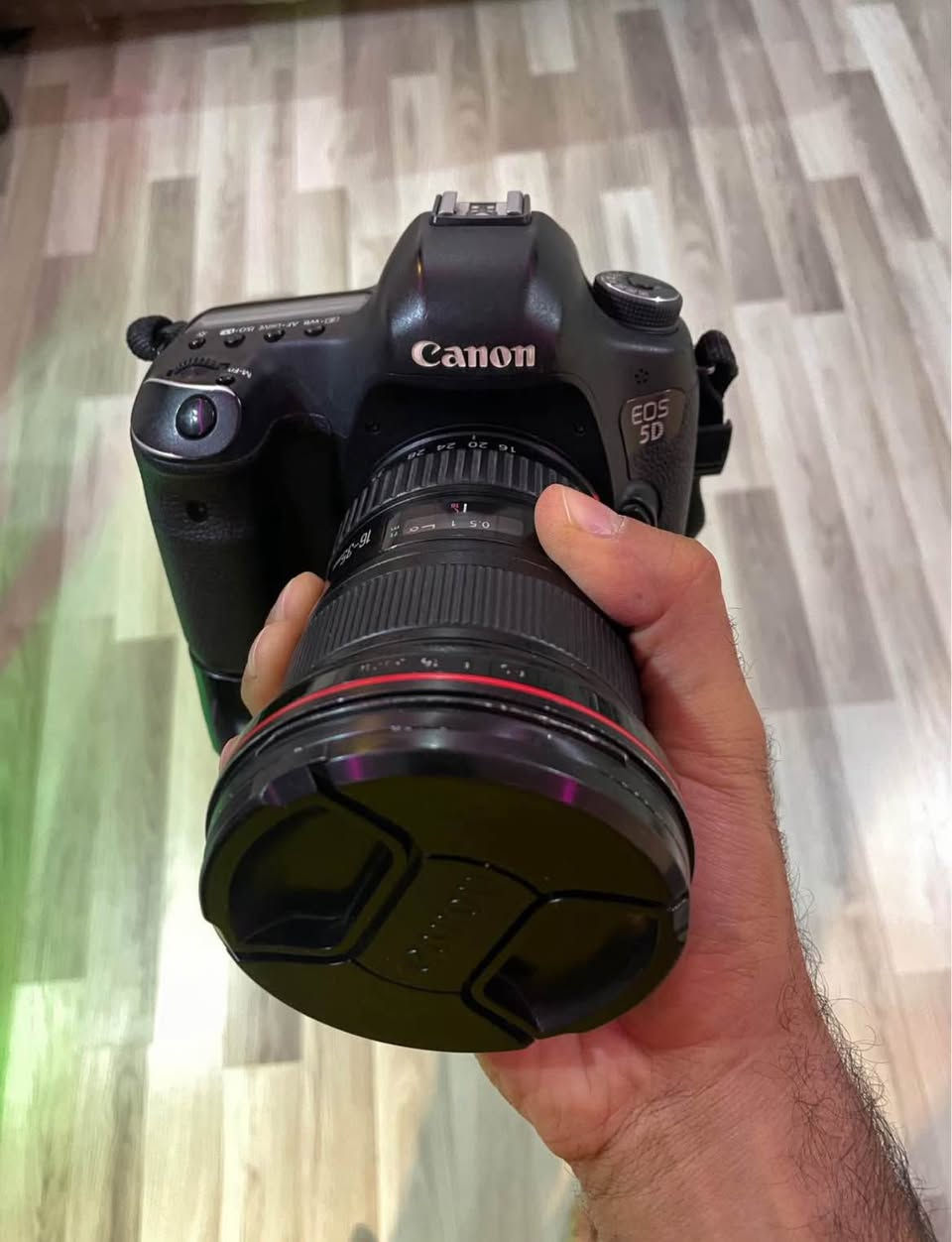 السلام عليكم.
عدسة تامرون 70/200 فتحة 2,8 الإصدار الأول لكاميرات كانون
السعر 575
عدسة كانون 16/35 رنك أحمر فتحة 2,8 الإصدار الأول 
السعر 370 النجف, العراق


**إذا كنت صاحب هذا الإعلان وتريد حذفه لأي سبب، رجاءا أرسل رسالة إلى الدعم الفني**