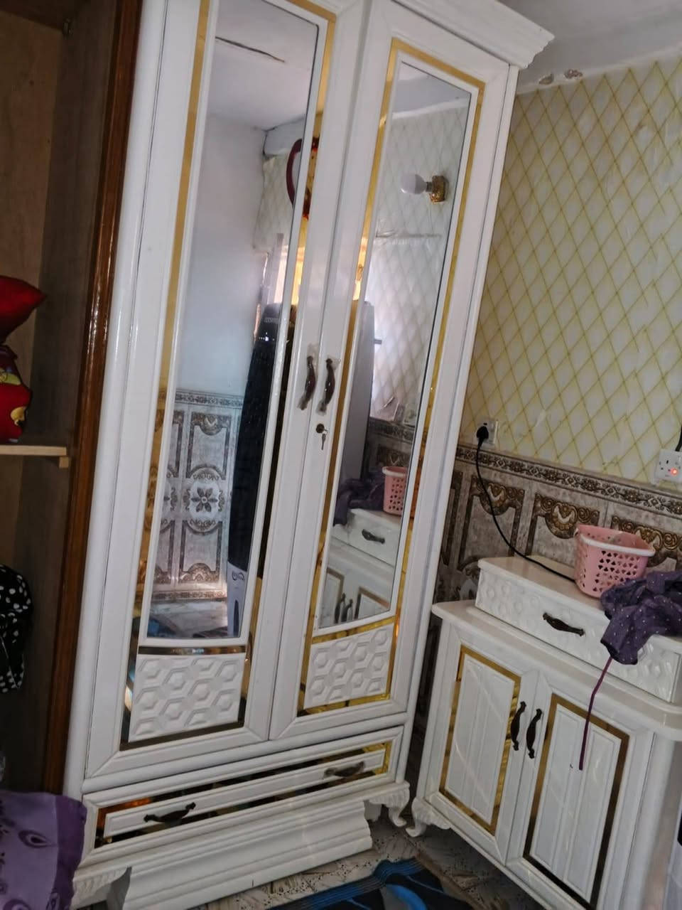 السلام عليكم غرفه صاج ١٠٠٪موديل مودرن درجه اولئ نظيفه كلش للاتصال *********** بغداد
