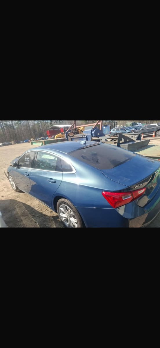 سلام عليكم 
ماليبو 
مواصفات LT 
الضرر كما موضح 
موعد الوصل في شهر ال3 
تباع عله وضعها واصل عمان مطروحه 
السعر جدا مناسب 55 ورقه وبيها مجال شي بسيط 
الضرر اغلبيته بلاستك الي متاذي 
راسلني وادزلك صور تحمليها ويبين كلشي بيها 
اي ستفستار خاص او وتساب 
*********** 
مكاني بغداد
