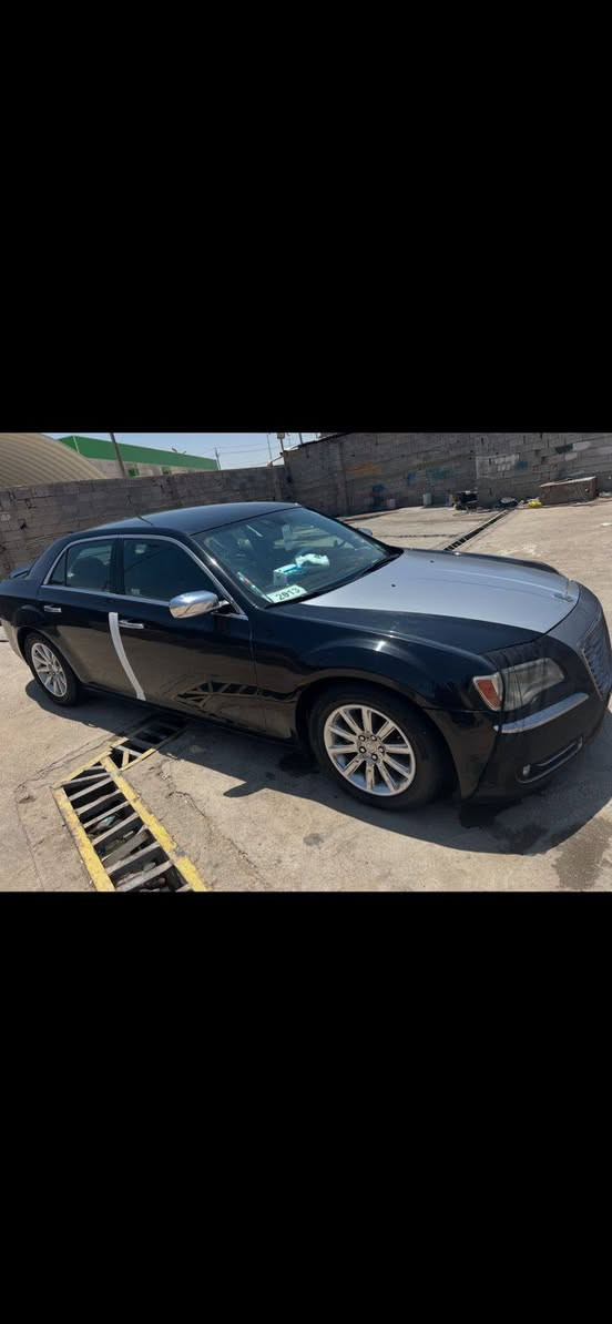 سلام عليكم  اوبامه  12كلين اربيل  كفاله  جاهزه  كير محرك حداديه تخم تاير محرك 3600السياره جاهزه من كل النواحي السعر 163ورقه وبيه مجال ترهم وكاله تريد تحويل المكان ميسان هاتف *********** واتساب موجود
