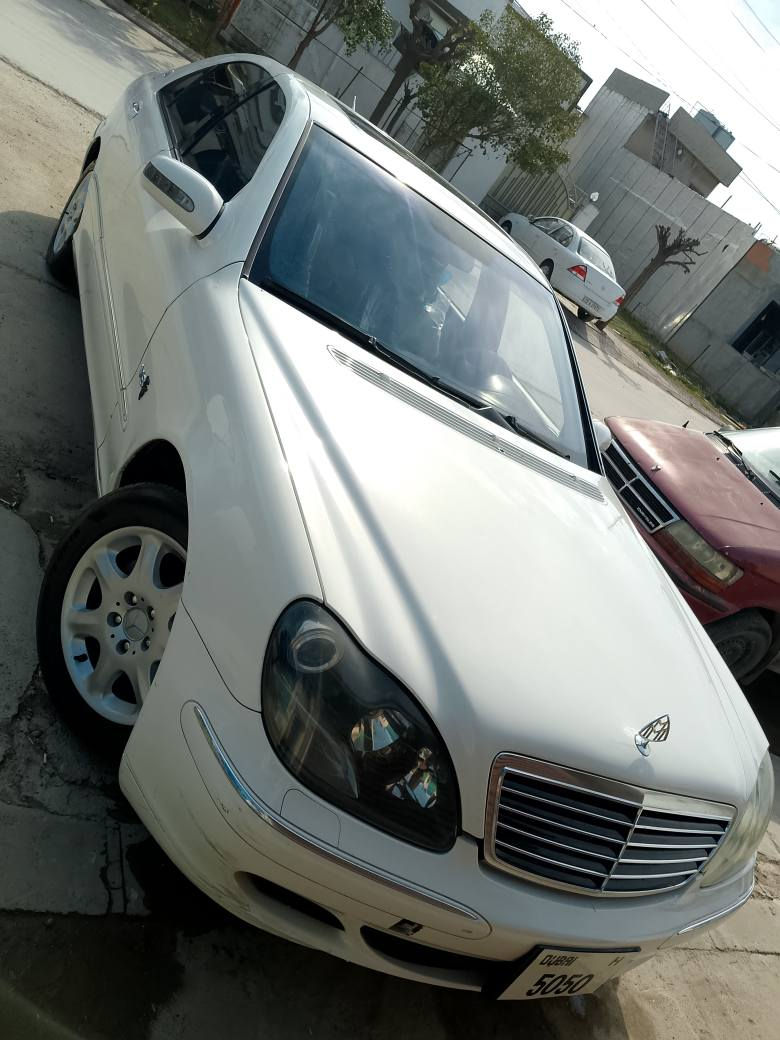 سةرةتا بةناوي خواي كةورة
مارسيدز. s500. مؤديل. 2005 
كيرو مةكينةي بةشةرت
سةيارةكة ساخ ساخ
بؤياخي نية
تةقةو رةقةي نية
فول فول مواسةفاتة
هةمووكياني بةشةرت
سعري. 55. معامةلةية. برايانة
مشتةري تيل بكة لةخزمةتام
ز.م *********** السليمانية, العراق
