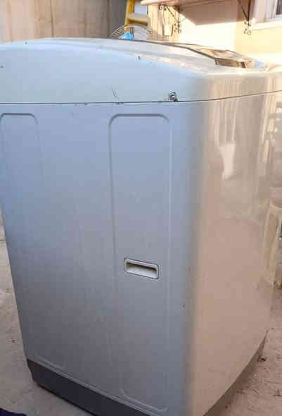 يالله للبيع غساله اوتوماتيك هيتاشي ياباني اصلي 13 كيلوا فعلي اخت الجديد كتلوك موجود على وضع الشركه السعر ب200 وبيها مجال بسيط عنواني بغداد قرب جزيرة بغداد السياحيه واكو توصيل داخل بغداد بأجرة تكسي *********** متواجد وتساب
