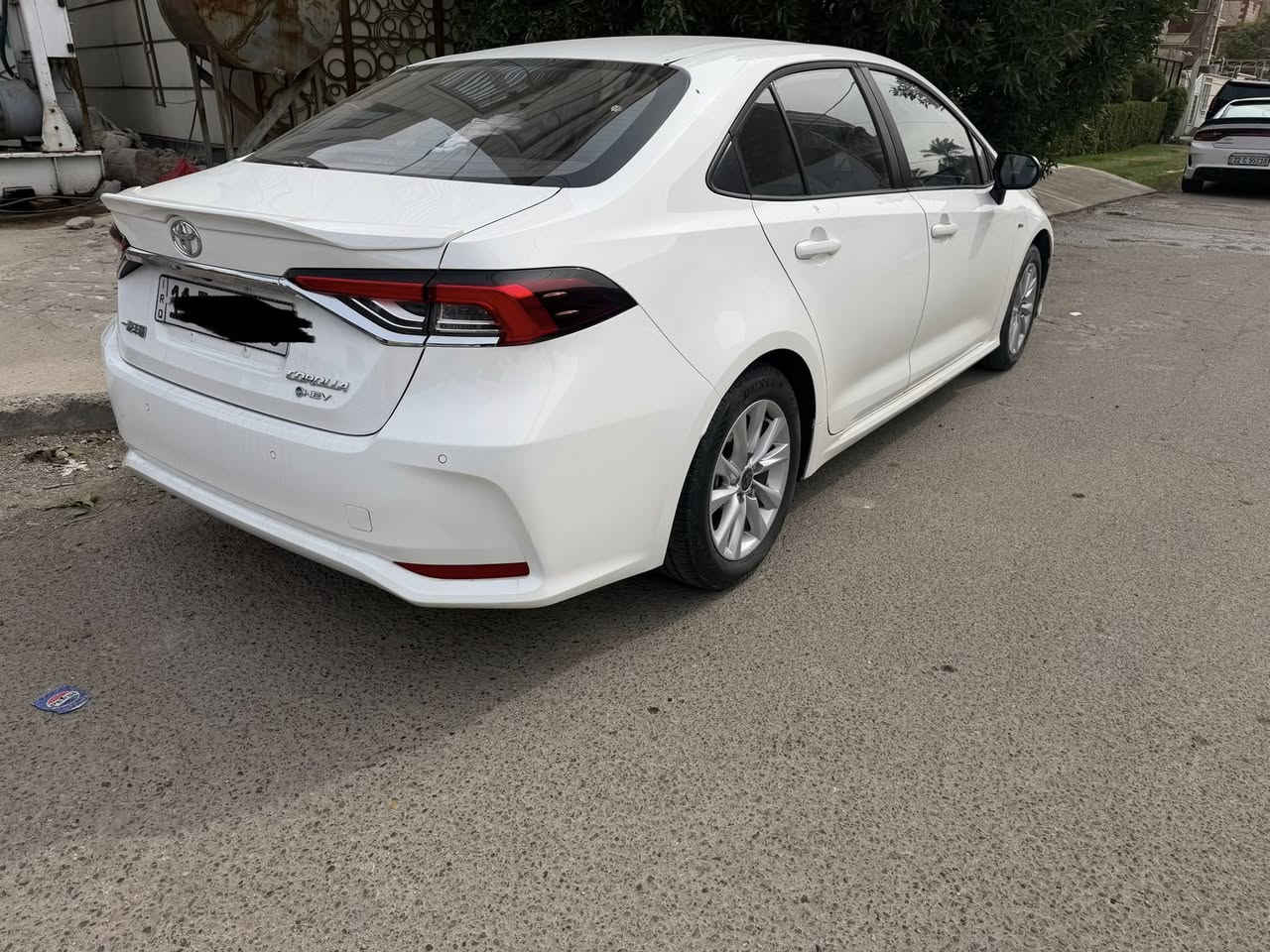 سلام عليكم كورلا 2025 فول مواصفات رقم بغداد تحويل مباشر 
كشنين كهرباء 
ماشيه 19 الف 
بيه طخه بلباب موضحهه بصوره 
ما بيه لا بارد ولا صبغ بس هاي الي بلباب 
مكاني بغداد 
***********
