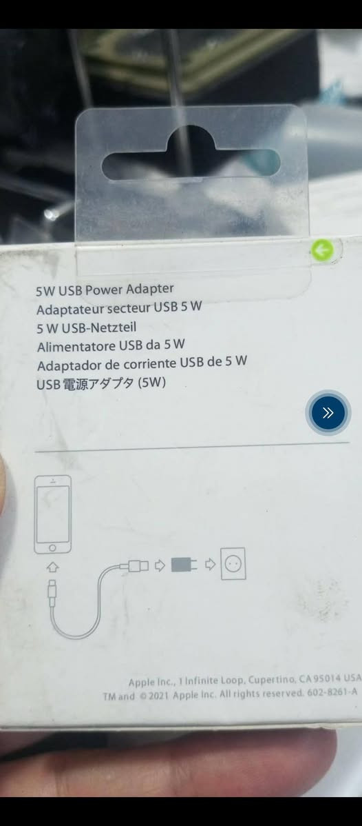 إخوان رأس شاحنه طلعت عندي بهذا الشكل 
9 قطع 
انطيني حقهن واخذهن بالعافيه


**إذا كنت صاحب هذا الإعلان وتريد حذفه لأي سبب، رجاءا أرسل رسالة إلى الدعم الفني**