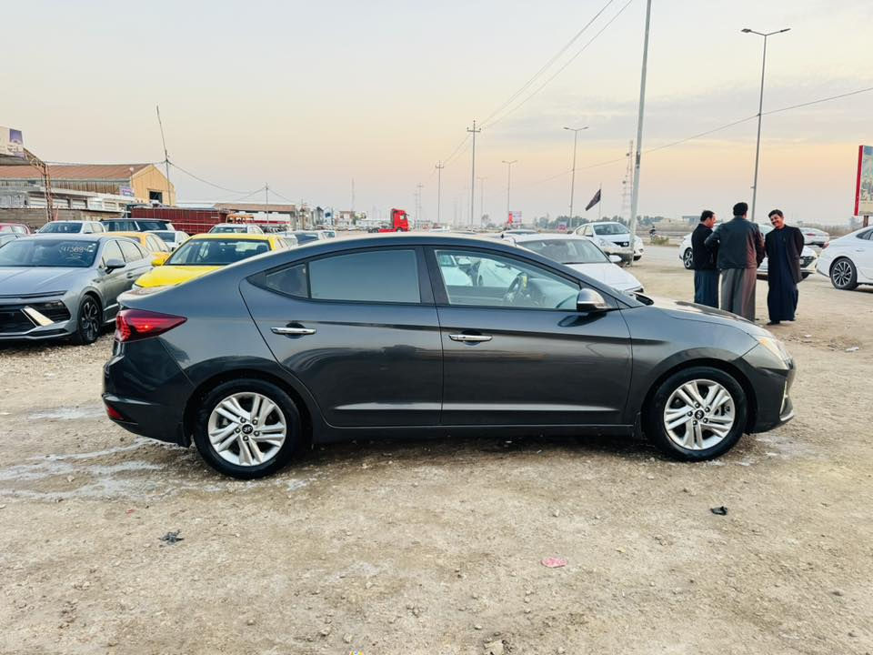 للبيع 

النترا موديل 2020أمريكي  
مرقم مثنئ حره مداور ثانيوم 
ضرر  تبديل بنيد بدون عابر شرط 
المسافه المقطوعه (42)الف 
محرك 2000 دوش 
السعر 127$وبيها مجال 
العنوان المثنئ الرميثه معرض اثير الجياشي تواصل علئ الرقم ***********
