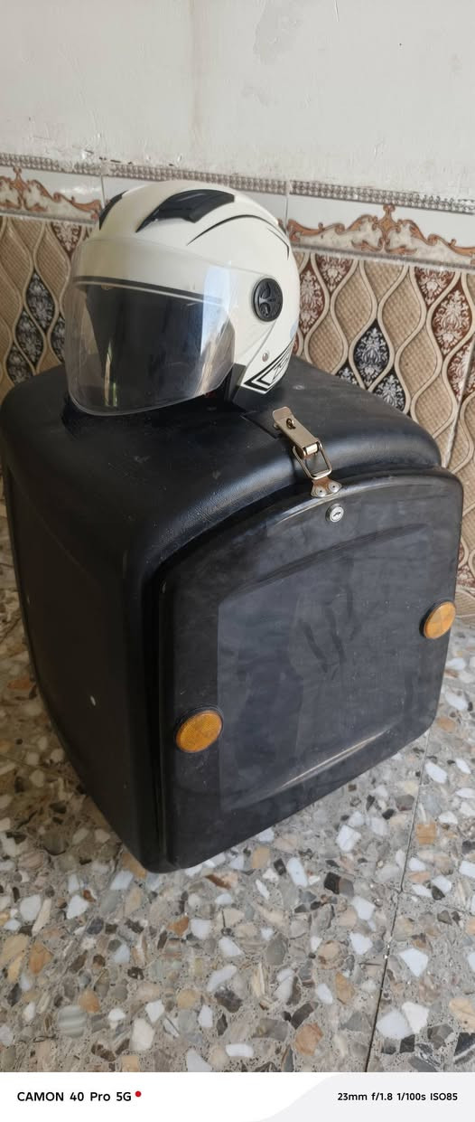 للبيع
صندوق دراجه توصيل مستخدم شي بسيط++ خوذه جديده مستخدمه يوم واحد
الشراي يدخل خاص وبيه خير ويدلل أو يتصل على الرقم 
***********
