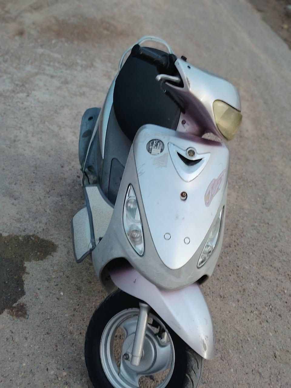 السلام عليكم
دراجه ماكس منغولي خير من الله كفرات نضيفه كهربائيات شغاله برغي ما مفتوح بيه نكره سلف دراجه بلاديه خير من الله تايرات نضيفه بيه خيط بخار كلش خفيف مكاني بغداد شارع مطبك السعر 600 وبيه مجاال  ***********
