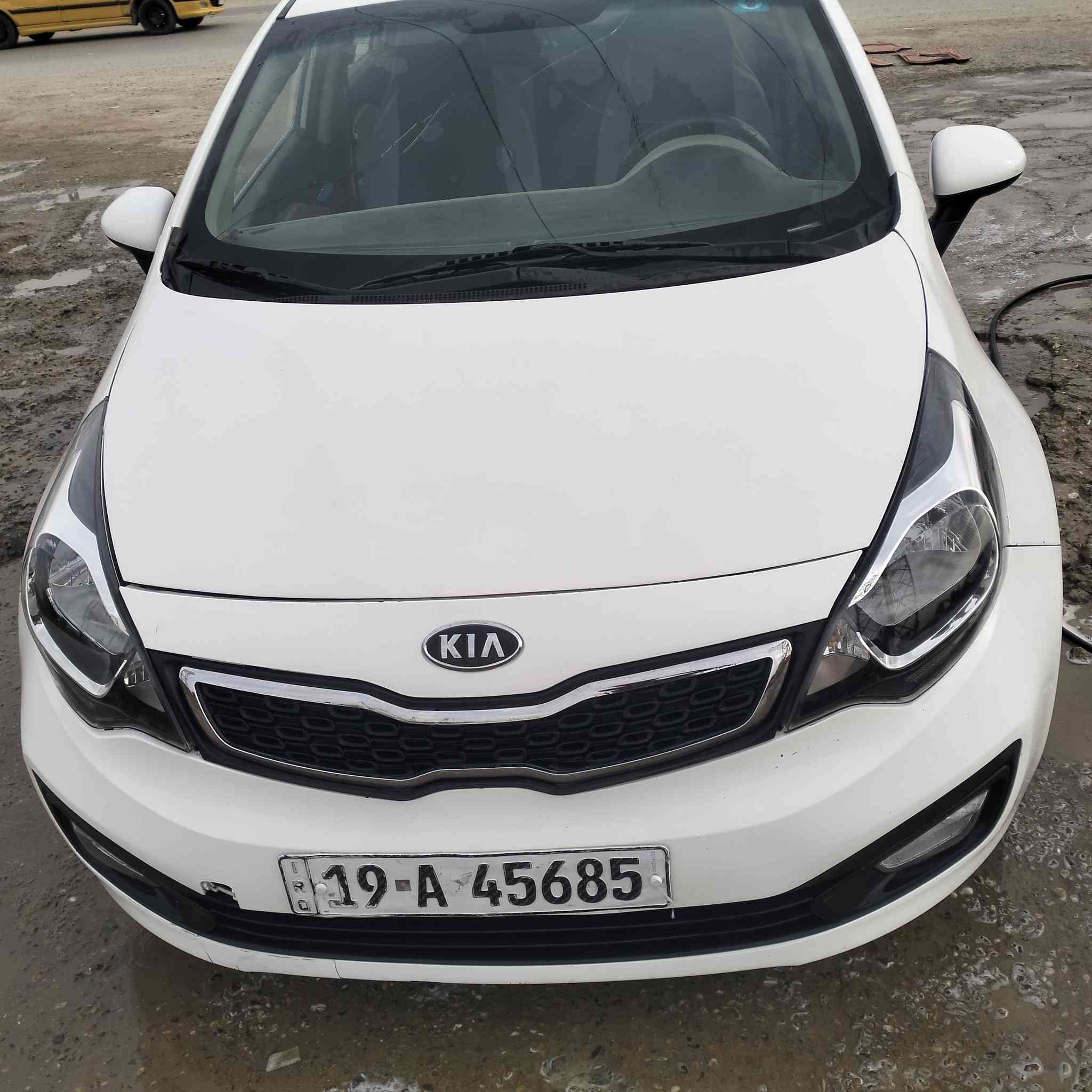 كيا ريو موديل 2013 السياره نظيفه وجاهزه من كلشي السونار موجود ويه الصور السعر 78 مكاني ديوانيه حي الضباط ***********
