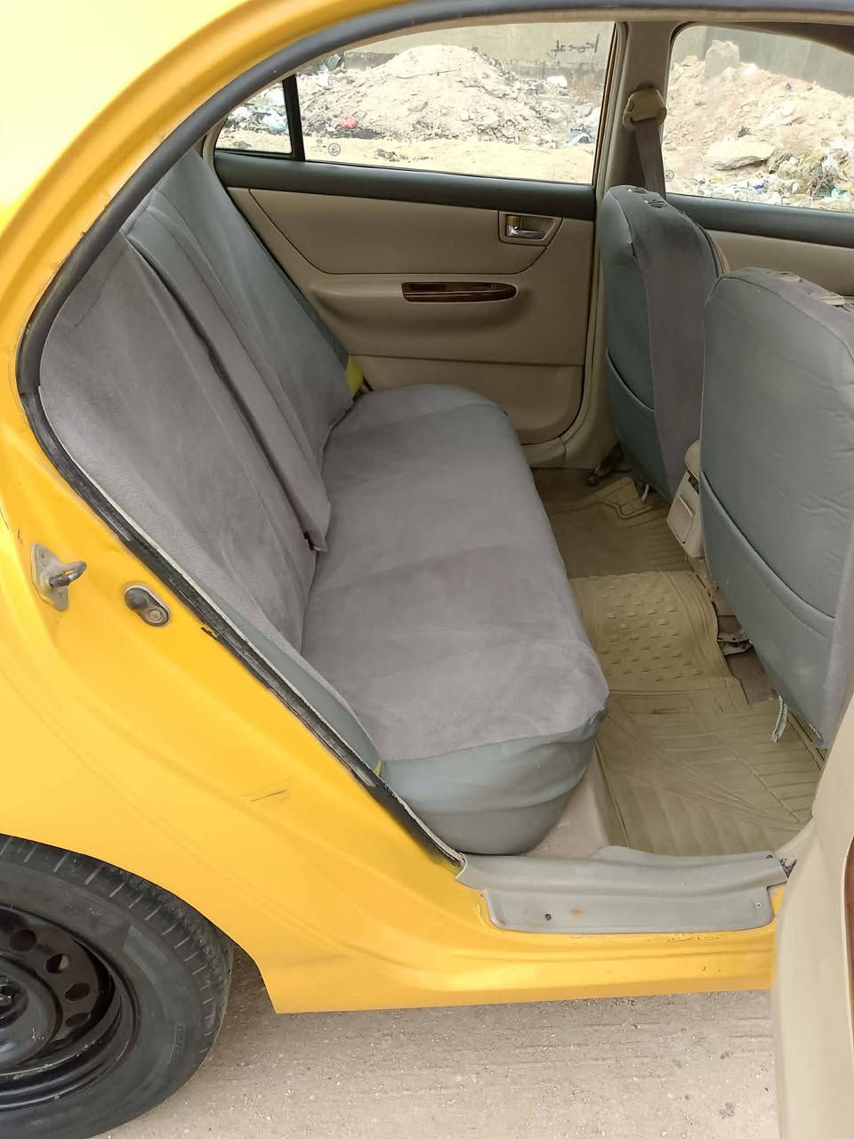 من رخصت مدير الكروب///السلام عليكم f3 BYD موديل 2011 رقم قادسيه كير جديد مكينه بيها (لاستيك ولف) علما كير ومكينه كورلا  حداديه تخم تاير دواخل جديده تبريد شغال مكفولة من الضربه ملكطه خياسات ومصبوغات
السعر ٤٥ وبيها مجال // المكان كربلاء 
رقم الهاتف / ***********
