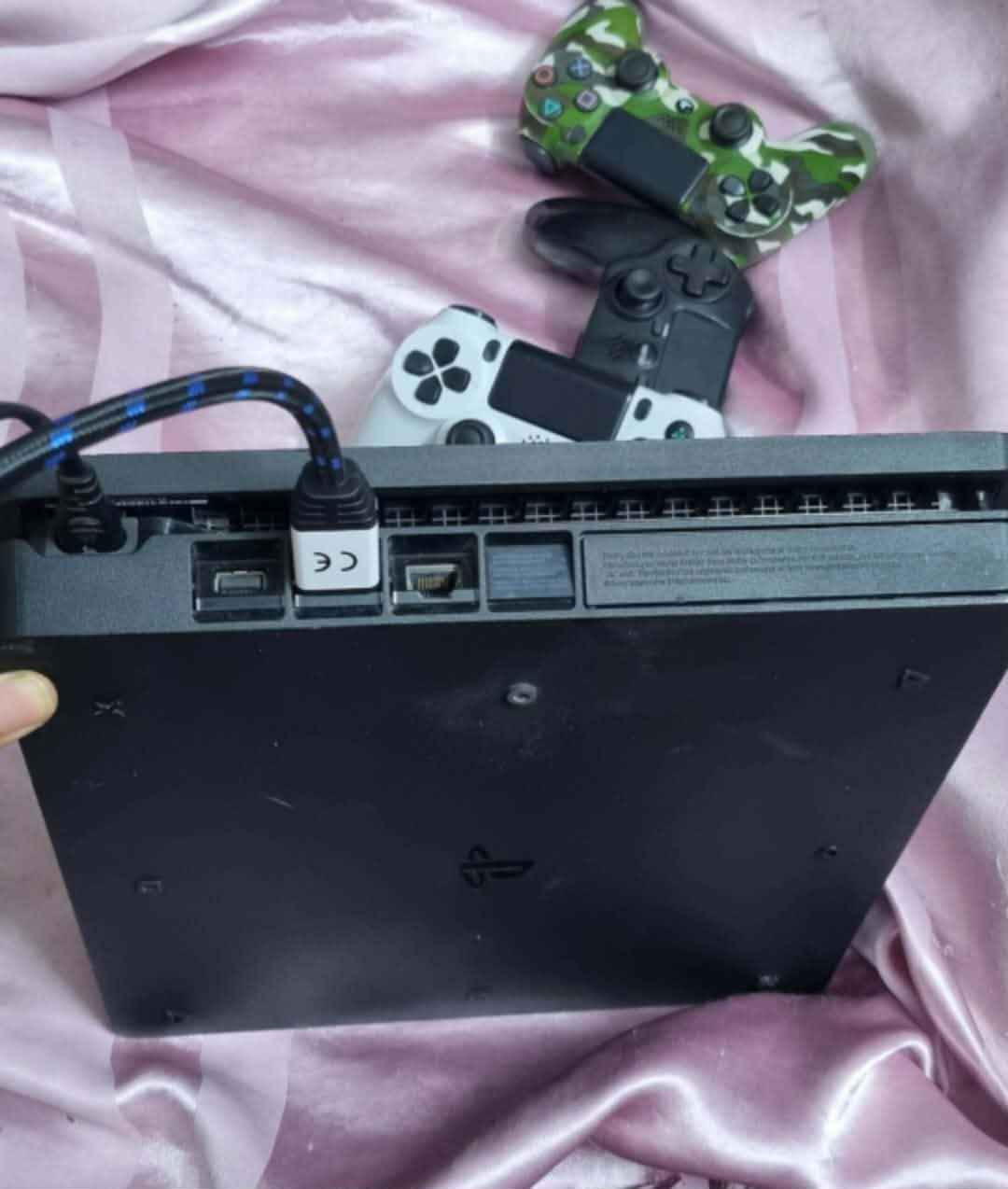 بلي فور نضام ١٢.٠٠ ويا ٣ يدات بي ٥ العاب ذاكرة ٥٠٠ سعره ٢٤٠ وبي مجال جديد مكاني بغداد الشعب بغداد, العراق


**إذا كنت صاحب هذا الإعلان وتريد حذفه لأي سبب، رجاءا أرسل رسالة إلى الدعم الفني**