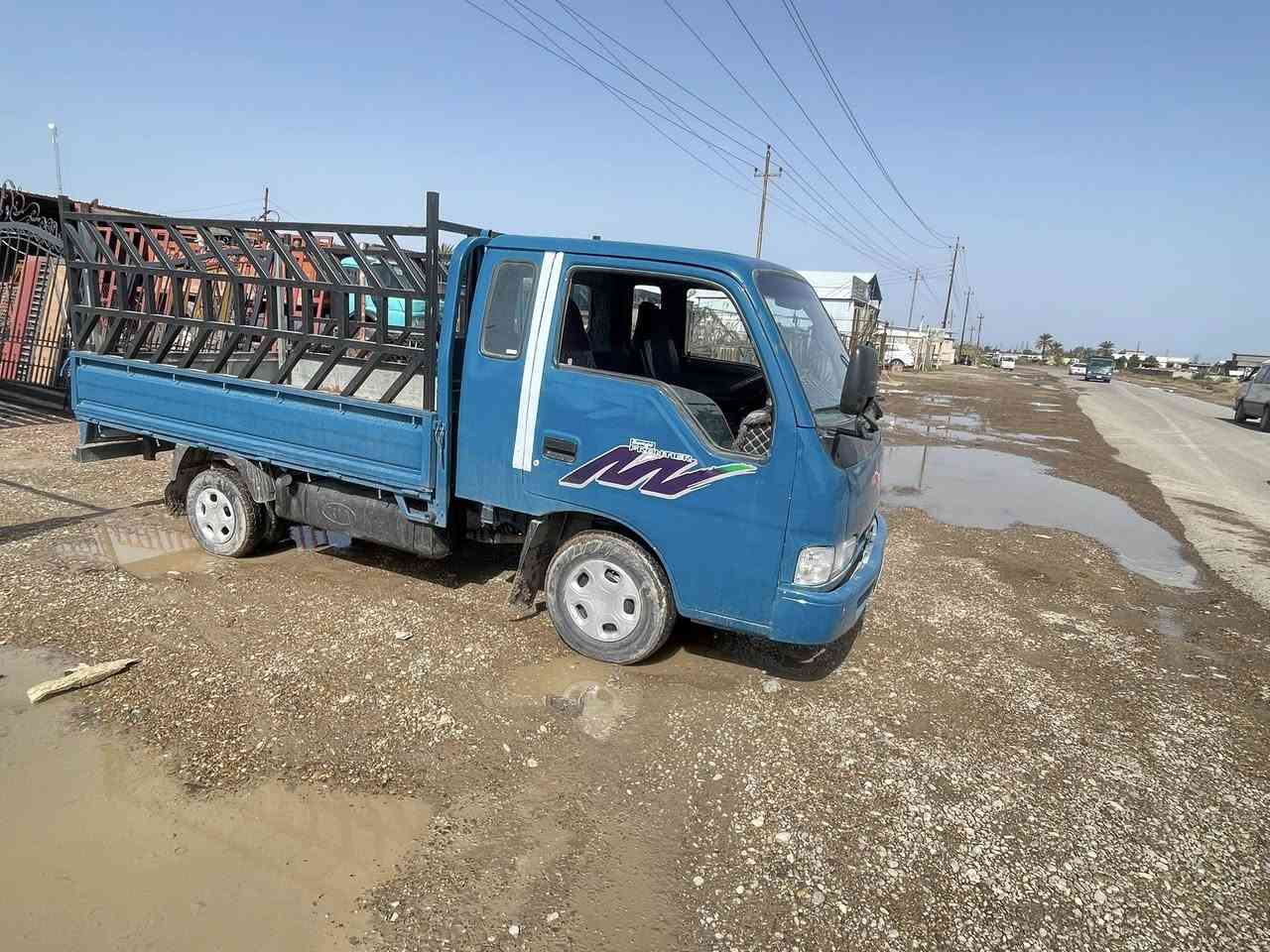 كيا فونتيرا قلاب 1999 رقم بغداد نكليزي باسمي  كير محرك مكفول سعر 60 وبيها مجال مكان التاجي 
***********
***********5
