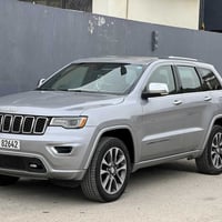 للبيع فقط جيب كراند شيروكي  مديل 2018 اوفر لاند جكات  فول الفول  بنرام...