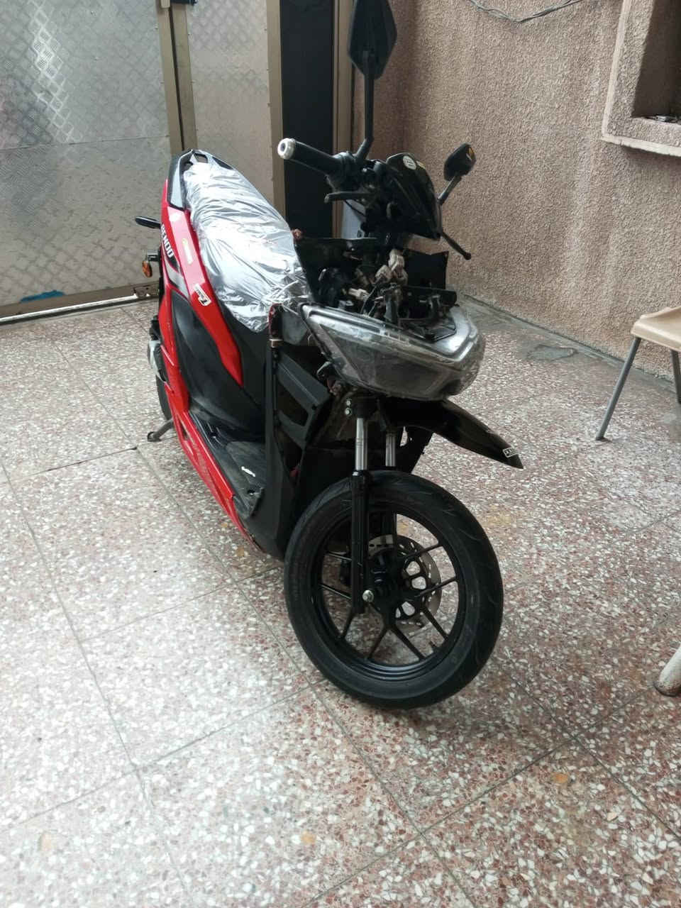 السلام عليكم دراجه تيي ماكس شحن شغاله 6 باتري نضام اي بي اس تشغيل 🫆 انذار سرقه قفل بارك مانع تزحلق موديل 26تحتاج كفر سعر 380 وبيه مجال بسيط مكان بغداد الشعب للاستفسار ***********
