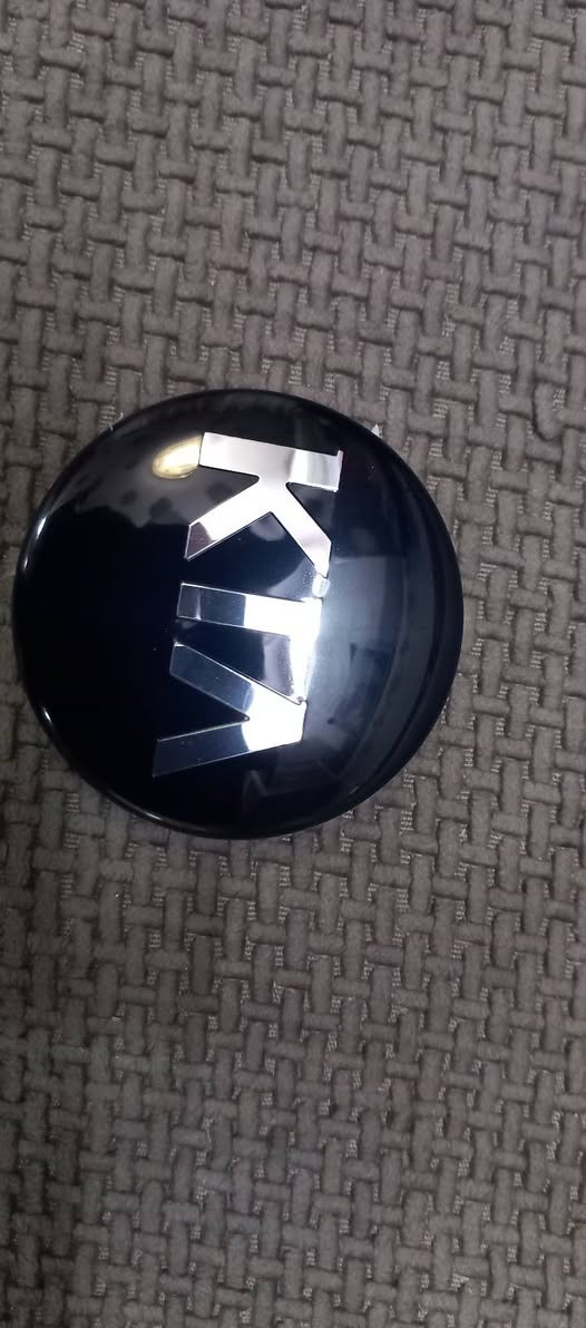 السلام عليكم الغوالي وفرت الكم ...كب ويل كب موهافي  ٤ أشكال 
ويضآ باج لاصق معدن وليس بلاستك كلم الصناعة الكورية  حجمين ...العنوان بغداد مدينة الصدر ***********وات ساب ماسنجر تلكرام اتصل واني بخدمتك
