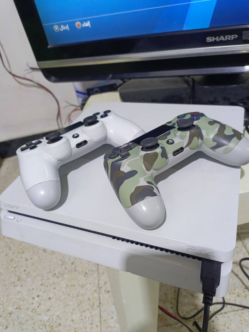 السلام عليكم
بلي فور لون ابيض اون لاين

نظام  ..  13:02

جديد نظافه 98%

جوستكات اصليه

العاب اثنين امامكم بالصور  

ريد ديد ردمشن 2

رزدنت ايفل 4 ريميك

كامل مع كبالات وكارتونه مامفتوح ولا منظف ولا اي شي
جديد جدا 
مكاني كربلاء حي الاطارات  السعر  275 الف الي يدور نظيف كلشي تلكه وكلمن يبيع بسعر وبي مجال وتدلل تجي وتفحص واني خادم 

***********
