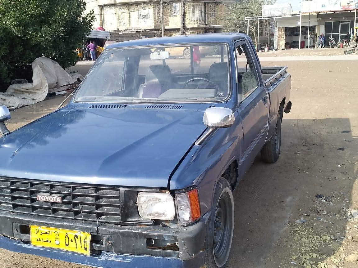 السلام عليكم بيكم نظيفة موديل 1985 ابيع بدون *********** مكاني السيارة الكوت
السعر 25وبيه مجال
