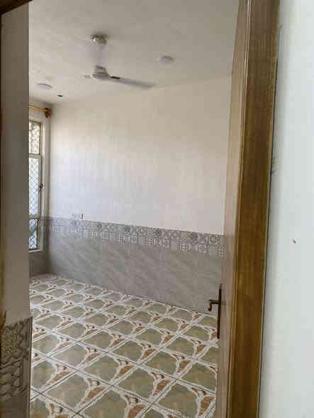 السلام عليكم
للبيع او مراوس
مشتمل
. 100 متر.
طابو زراعي قرار 25
 الكوت الجديده..
نزله بيت حايف.
يبعد عن. الصب. تقريبآ 15 متر.
 وقريب ع شارع بغداد.
يتكون الطابق الأرضي من......... ستقبال+هول+مطبخ+غرفه+حمام.

طابق الثاني. غرفه+هول+حمام+

وسطحين شتايكر. وبيتونه.

 بناء جديد
السعر ٧٥ وبي مجال

#مكتب #عقارات #جعفرالگشاوي لبيع وشراء الدور والأراضي
والعقارات التجاريه
والدوانم الزراعيه
الملك صرف + الزراعي+
للأعلان عن عقارك التواصل عبر الخاص او الأتصال
على الأرقام التاليه
للأستفسار
ابو مهند الگشاوي ***********
وولده
جعفر الگشاوي ***********
