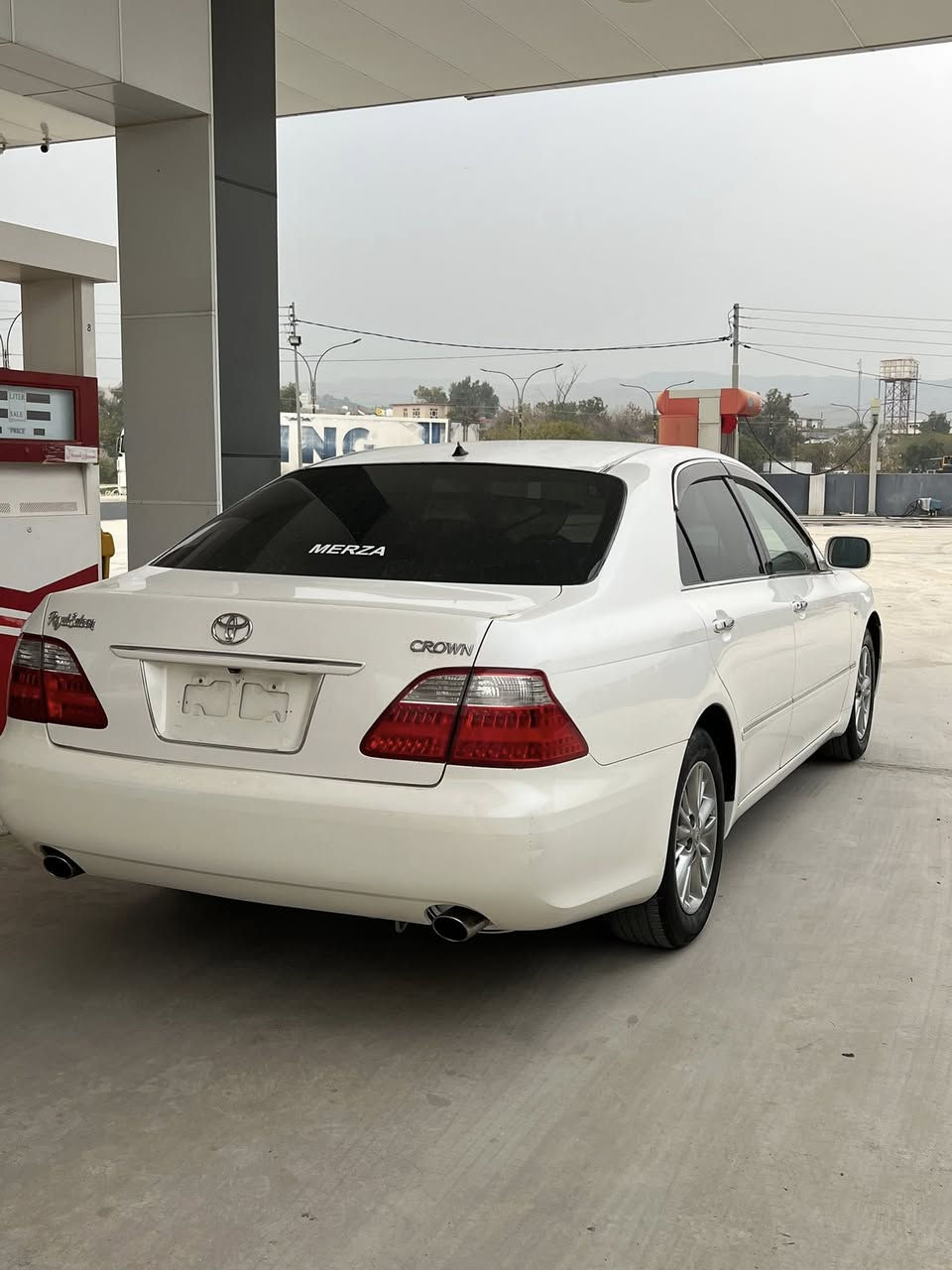 شاهينة موس موس ٢٠٠٧
٣دوكمة بةردة  ساج مةلكي 
١بارجةبوياغ 
تةبريد كةرم سارد بريك بةشةرت 
تةقةو رةقةي نية. بيشودوا تازة جاك كراوة 
جام هةلكيرة 
رون هةموي گوراوة 
حةمام بوليش كراوة 
تاوويلي نةوت لوك 
دةعموليدراو نية. 
هةموي شتي بةشةرت 
سعر ٧٠ مجال كةم 
كودي نية 
***********
