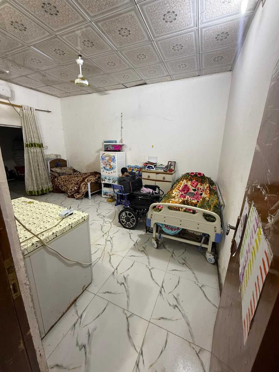 📍 الموقع:

البصرة / ابو الخصيب

شارع سيد حامد — قرب معمل بلوك الشيخ

📐 المساحة: 180 متر

🏠 تفاصيل الدار:

▪️ 4 غرف

▪️ هول

▪️ ديوانية خارجية

▪️ حمامات خارجية

▪️ موقع مرتب وهادئ

💰 السعر: 50 مليون قابل للتفاوض

📞 للاستفسار:***********
