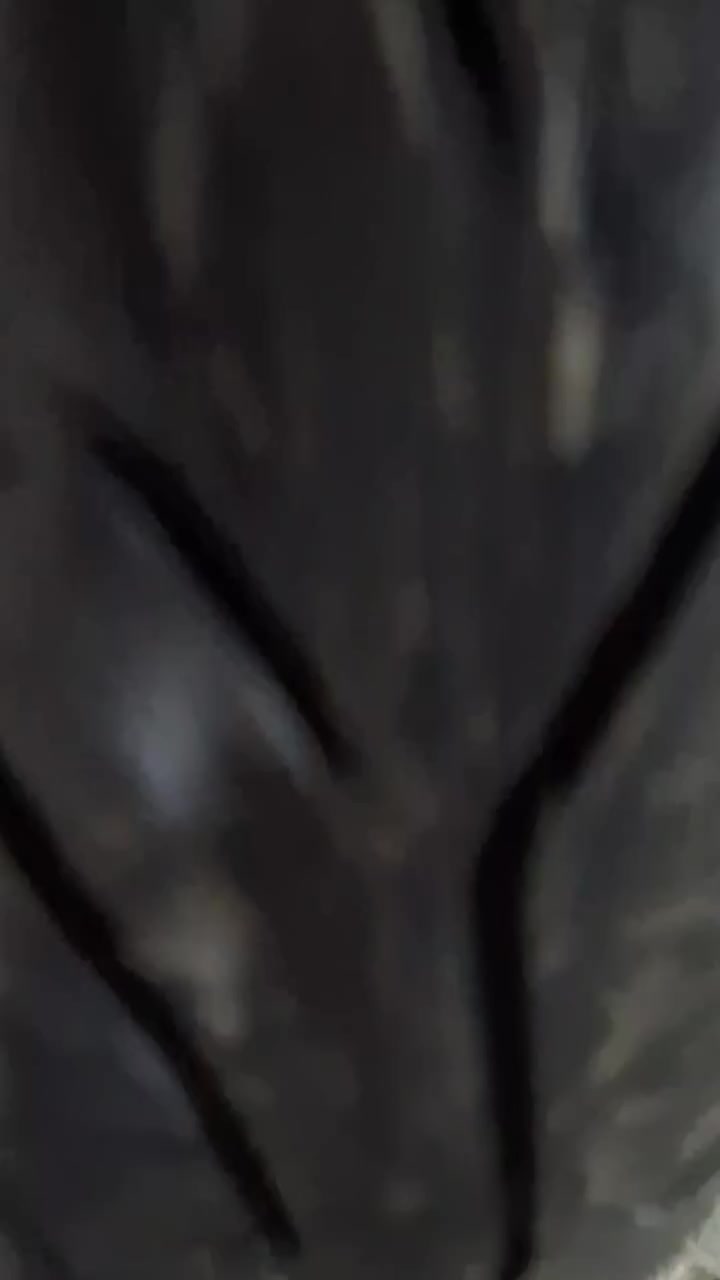 ماطور بوتين ٦٠
مكينه شرط ما مفتوحه
شاصي شرط 
انطيك معدل وشلعه شرط 
ماطور كشرو ما بي شخطه
وايرمنيه كلو شغاله سلف اشاير هورن 
ماطور ما تصرف عليه ربع  
تك سكريته ما دبل 
قطره اكسن ما بي 
قفل ستيرن 
السعر ٣٥٠ وبي مجال 
***********
