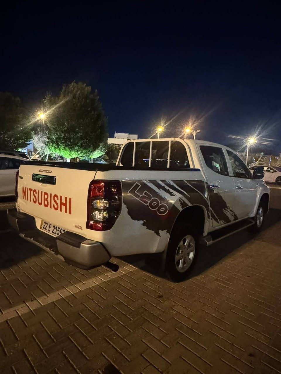 💎 MITSUBISHI L200 — MODEL 2022
🔹 مۆدێل: 2022
⛽ سوتەمەنی: گاز (سپۆڕت)
🛣 کێشراو: تەنها 92,000 کلم
✨ مواسەفات: فول مواسەفات
❄️ تەبرید: مەرکەزی
🔊 سوکان: ڤۆلیۆم و کۆنتڕۆڵ
🛡 شێوە: دەبل دەعامی + دیزاینی سپۆڕت
🔍 حاڵەتی ئۆتۆمبێلەکە:
⚙️ گێر و مەکینە: بە شەرت و بێ کێشە
🧼 ناوەوە و دەرەوە: زۆر خاوێنە و یەک دینار مەسرەفی تێدا نییە
📑 بەڵگەنامەکان: تەواوە و ئامادەی گواستنەوەیە
📍 ناونیشان: سلێمانی
📞 ژمارەی پەیوەندی:
📱 ***********
📱 ***********
💎 ميتسوبيشي L200 — موديل 2022
🔹 الموديل:
⛽ الوقود: غاز (رياضي)
🛣 المدى: 92.000 كم فقط
✨ الميزات: ميزات كاملة
❄️ التكييف: مركزي
🔊 الفرامل: الحجم والتحكم
🛡 الشكل: مزدوج + تصميم رياضي
🔍 حالة المركبة:
⚙️ ناقل الحركة والمحرك : بحالة جيدة ولا يوجد به أي مشاكل
🧼 من الداخل والخارج: نظيف جداً ولا يكلف فلساً واحداً
📑المستندات: كاملة وجاهزة للنقل
📍العنوان: السليمانية
📞 رقم الاتصال:
📱 ***********
📱 *********** السليمانية, العراق
