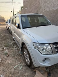 باجيرو موديل 2014 كفاله عامه مكينه وكير بلاديات على وضع الوكاله سبير ل...