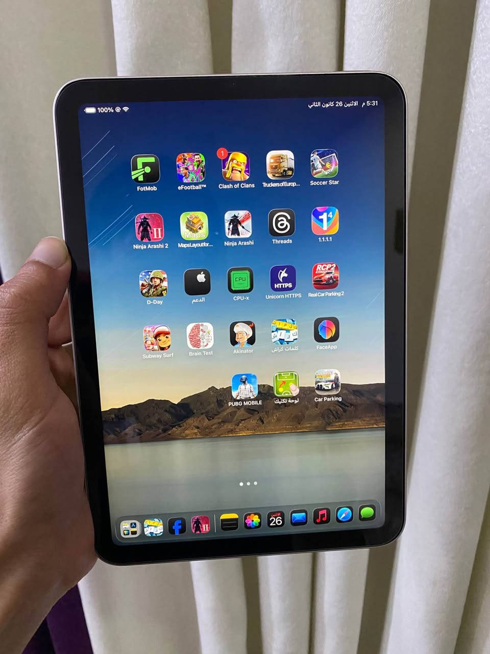ايباد مني 6 ذاكره 64 الايباد مكفول من العطل والتصليح ملحقاته فقط شاحنه 
للبيع او مراوس الشراي خاص 
*********** المجر الكعبي, ميسان
