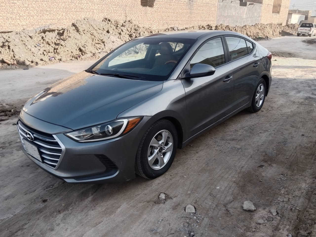 السلام عليكم الانتر ٢٠١٧ امريكي بيها حزام صبغ اثر جراد حادثها الجاملغ الخلفي ما واصله الي جوه بس بل تنك برانكيت فخذه تكمن حوض كله سليم دكت جاكوج ما بيها من جوه السعر ١١٠ للاستفسار ***********  واني خادم اذا كو مراوس ب فورتي صفر
