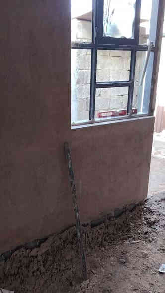 سلام عليكم لباخ  درجه اوله متفرغ وبسعر مناسب متر گباله يوميه اشتغل ***********
