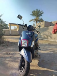 دراج بليس مديل  2025 بيعه مستعجله جديده ما ماشيه  ٠٧٨١٥٥٣٢٣٢٦