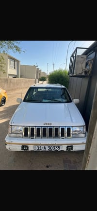 Jeepجيب  موديل 95  كير مكينه بطه  مكفول من تنقيص وتبخير جدد تخم تاير ج...