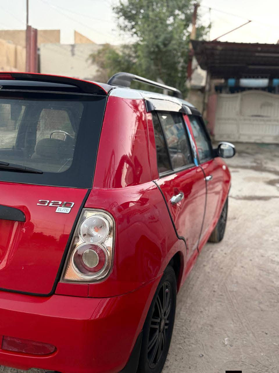 السلام عليكم ليفان 320 مستر بين للبيع  السعر35 وبيها مجال بسيط رقم بابل سنويه نافذه بعدلها شهرين  مكانها نجف  الرقم لتواصل  ‏‪‪0783 896 0609‬‬‏
