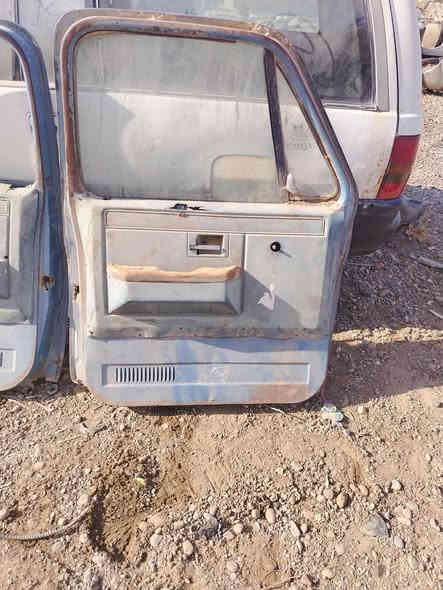 السلام عليكم
أبواب شوفرليت وانيت
موديل ١٩٨٠
عدد اثنين
***********
 العنوان تكريت
