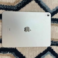 ايباد 11 A16ذاكره 128بطاريه 100 ضمان 2027 مكان بغداد مدينه الصدر رقم 0...