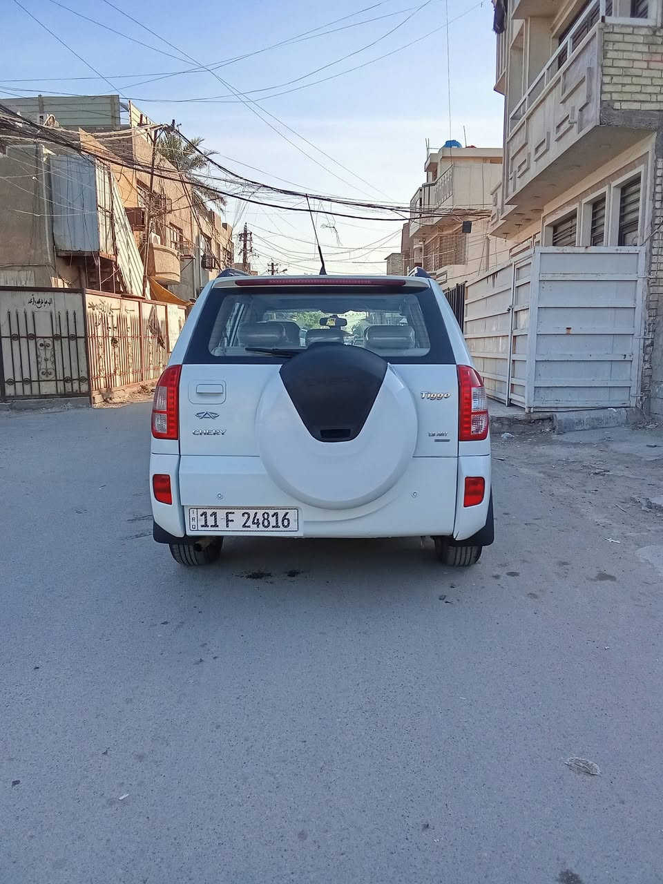 سلام عليكم
تيكو 2012
رقم بغداد الجديد بسمي 
سياره مكفوله من ضربه والصبغ والتبديل 
مكينه كير مكفولات 
تخم تاير جديد 
صدر جديد 
سياره استخدام شخصي 
السعر 66
المكان بغداد 
رقم ***********
