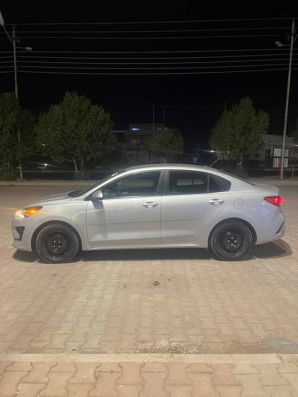 كيا ريو ٢٠٢١ ضرر كلير بنيد وكلير وبارد نفس الجاملغ ماشيه ٥٧ الف ميل الباقي مكفول السعر ١٢٠ ***********
