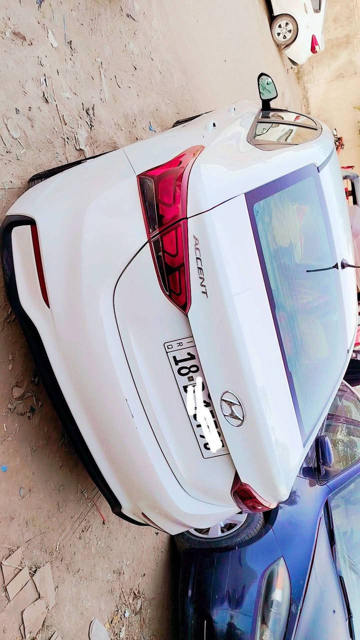 اكسنت موديل 2022 وارد امريكي السياره قطعتين جاملغ امامي كلير بنيد مبدل فقط الباقي كفاله السعر125$
***********
