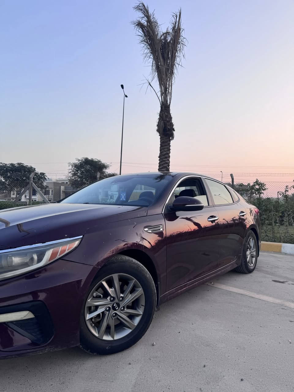 Kia Optima 2019  
‎كيا اوبتيما للبيع وارد امريكي . 
‎محرك 4 سلندر  2400 GDI 
‎ماشية 79,000 
‎حادث بنيد فقط صبغ بدون ايرباك وكم رصعة بالقمارة خفيفات مال حالوب بغداد الباقي كفالة عامة 
‎ مكان السياره بغداد السعر 130 ورقة وبيها مجال 
اتصال او واتس :*********** ممتواجد ع الفيس فقط اتصال
