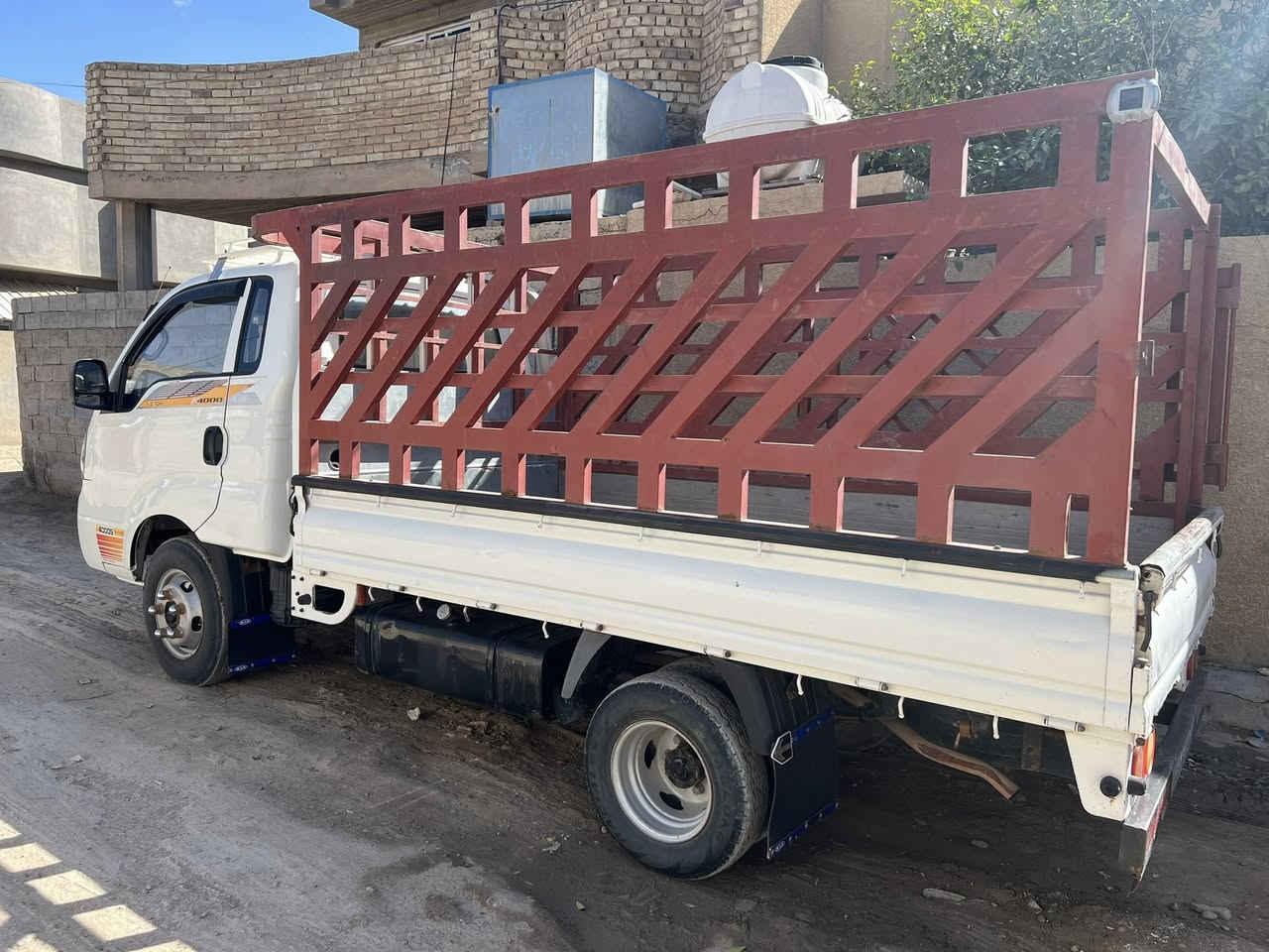 السلام عليكم كيه فحل موديل 15 سياره جديده مكفوله رقم بابل مشروع وطني سياره خير من الله مكفوله بيه برد بل نيد شويه فقط
تخم تاير
مكينه وكير واكسل مكفول
مكان سياره بغداد ابو غريب

‭٠٧٥٠ ٥٢٢ ١٤٠٧‬
