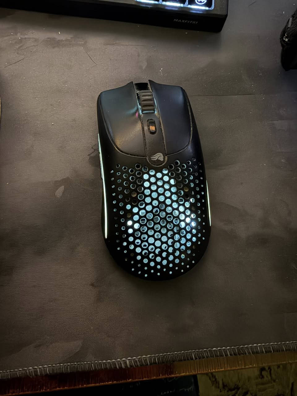 ماوس كلوريوس مودل o2 وايرليس وبي واير وبلوتوث الماوس استعمال اسبوع واحد فقط اخو الجديد سعره 85 قفل توصيل ماعندي


**إذا كنت صاحب هذا الإعلان وتريد حذفه لأي سبب، رجاءا أرسل رسالة إلى الدعم الفني**