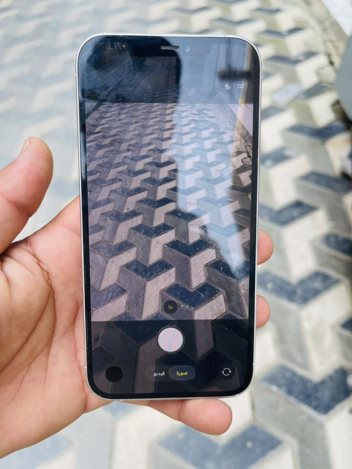 سلام عليكم ايفون 12pro maxذاكره256بطاريه 72فيس ايدي واگف الباقي كله بلادي للبيع مكاني رفاعي سعر330 وبي مجال بسيط***********
